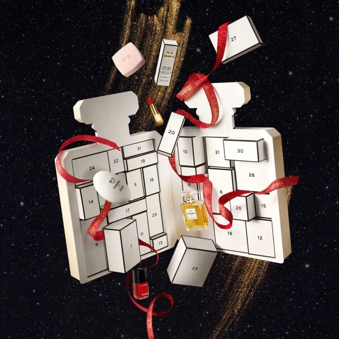 CHANEL-gift-box